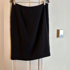 Jones New York pencil skirt size 10.